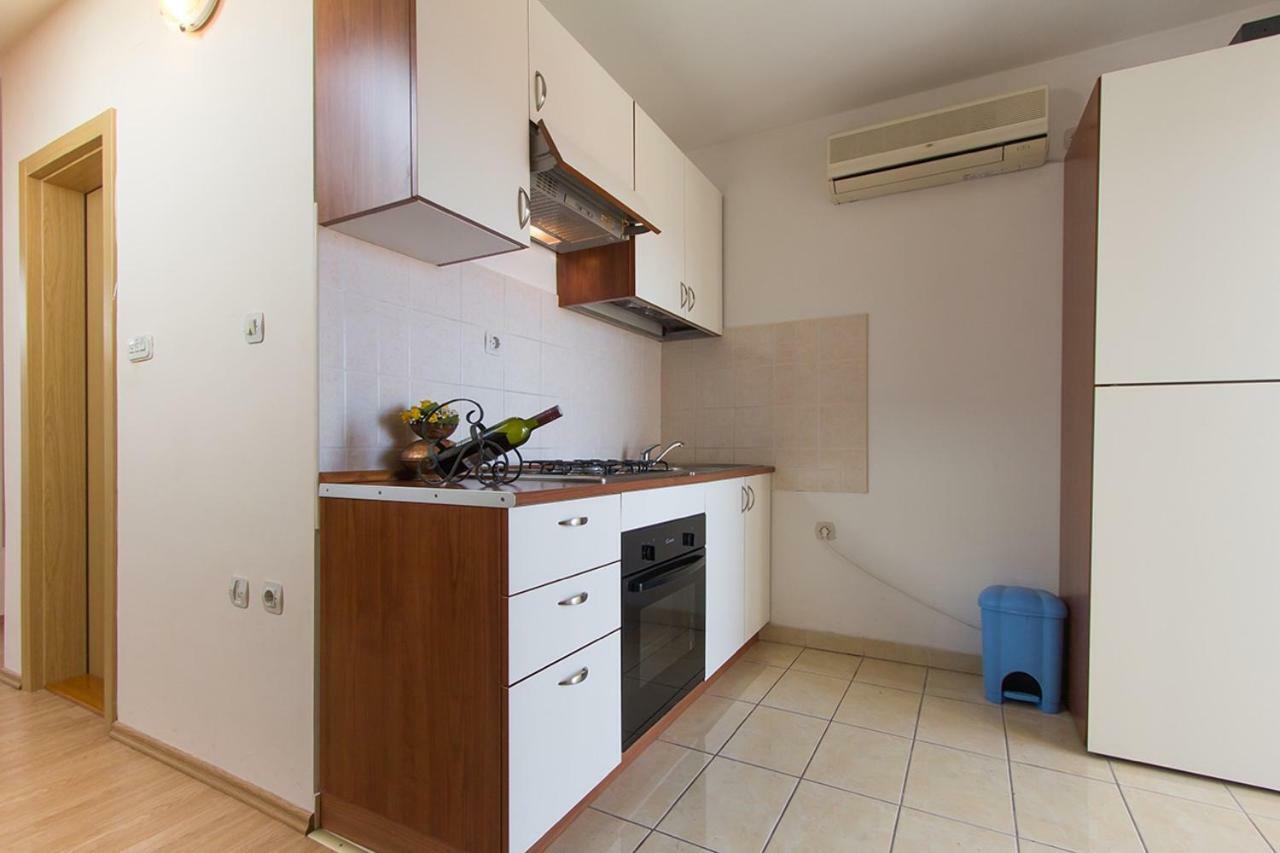Brodarica Penthouse 4+2, Sea View Apartment Exterior photo